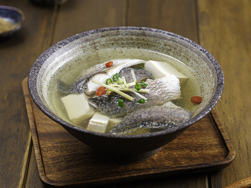 薑絲鱸魚湯